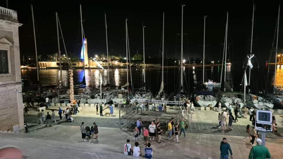 ブリンディジ Centro Storico Mare Fuoriヴィラ エクステリア 写真